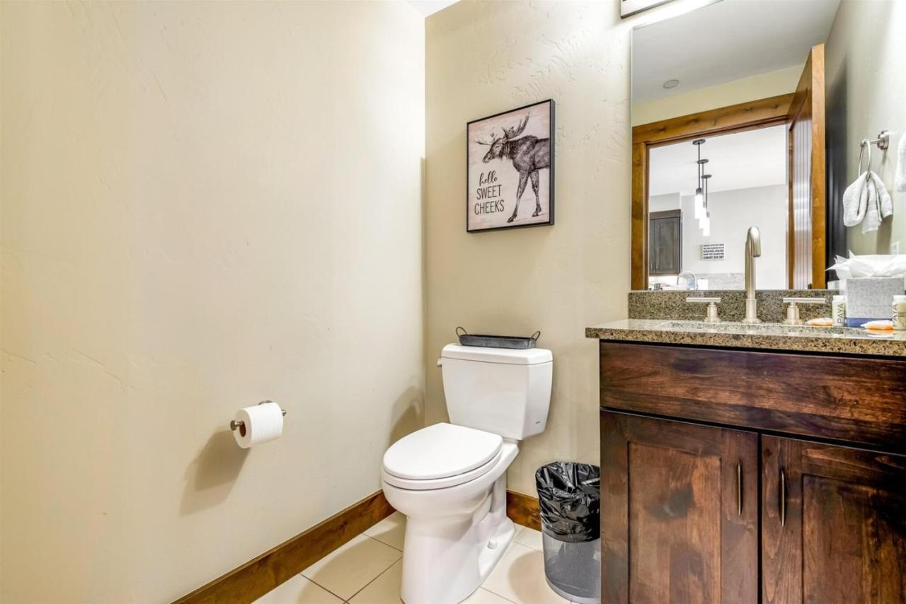One Bedroom Luxury Condo On Main Street In Downtown Breckenridge Exterior foto